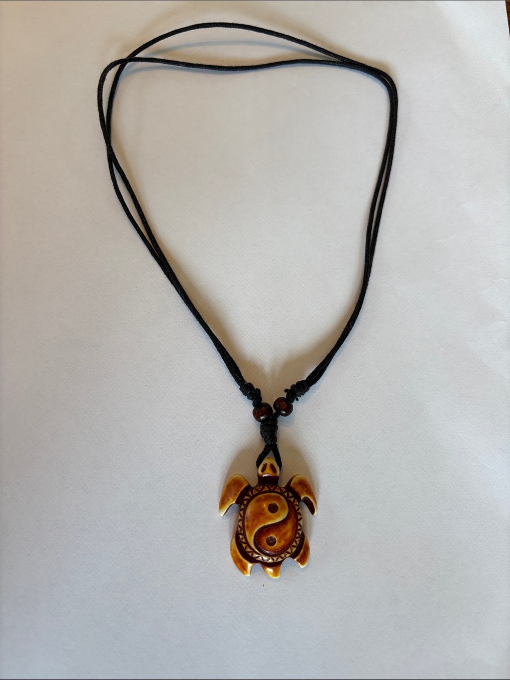 Tuttle necklace